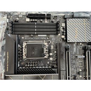 (B-Ware) ASUS ProArt Z690-CREATOR WIFI - Motherboard - ATX - LGA1700-Sockel - Z690 Chipsatz - USB 3.2 Gen 1, USB 3.2 Gen 2, USB-C Gen 2x2, USB4 - 10 Gigabit LAN, 2.5 Gigabit LAN, Wi-Fi 6, Bluetooth - Onboard-Grafik (CPU erforderlich )- 90MB19H0-M0EAY0