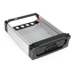 StarTech.com Cassetto rack portatile per disco rigido SATA da 5,25" - robusto - in alluminio e di colore nero - 13,3 cm (5.25") - Pannello portante - 3.5" - SATA - Seriale ATA II - Serial ATA III - 1 ventola(e) - 4 cm